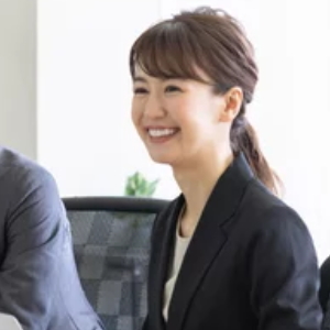 いいだ　かずみ